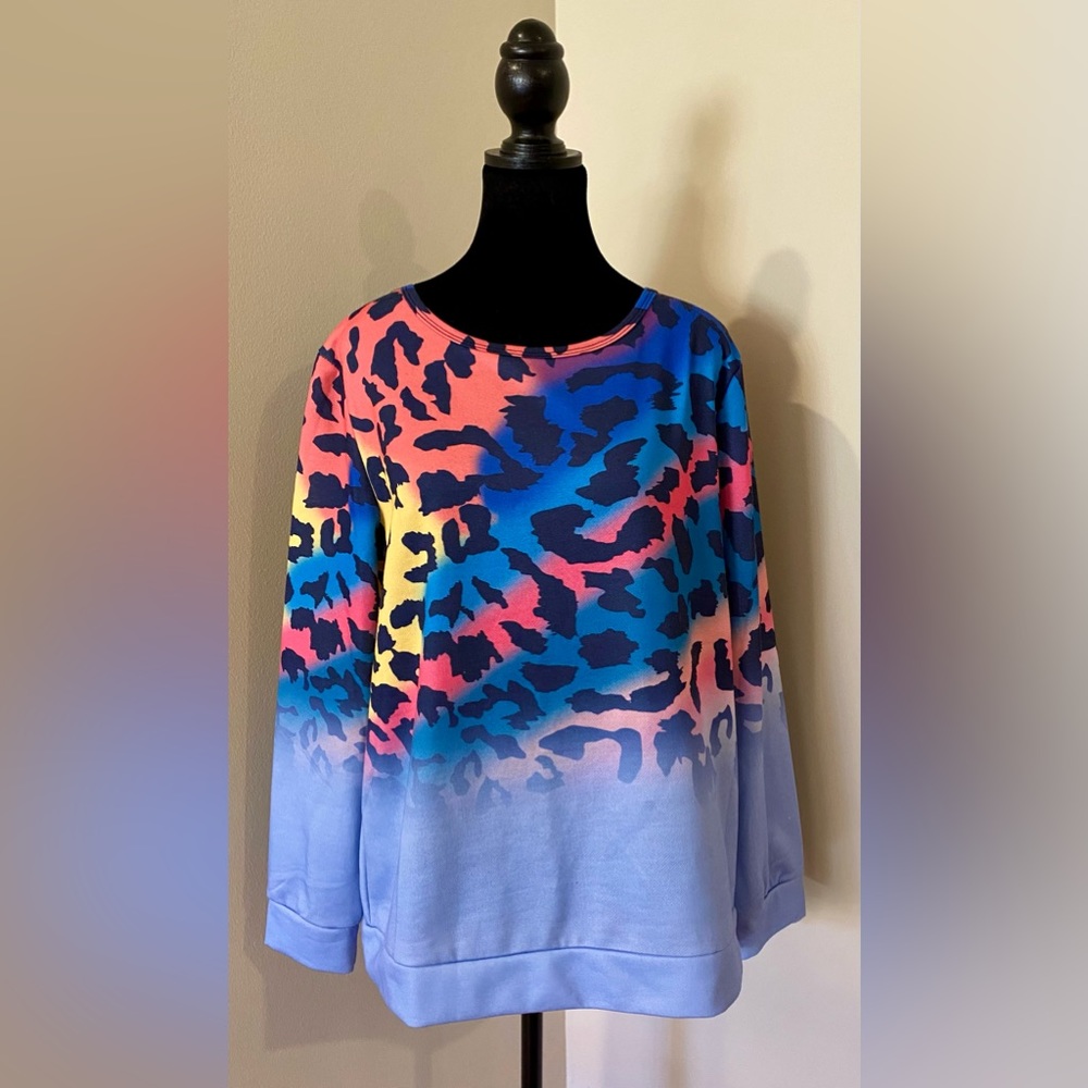 Multicolor animal print sweatshirt XL NWOT